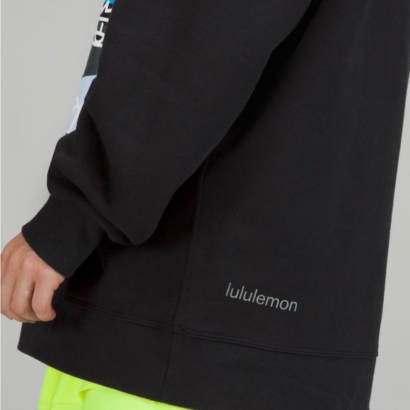 Lululemon Perfectly Oversized crew Pride - Picture 5 of 9